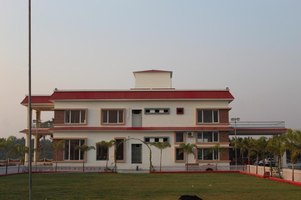 Flamingo Club And Resort Una 3 Km Away From Diu Check Post Екстер'єр фото