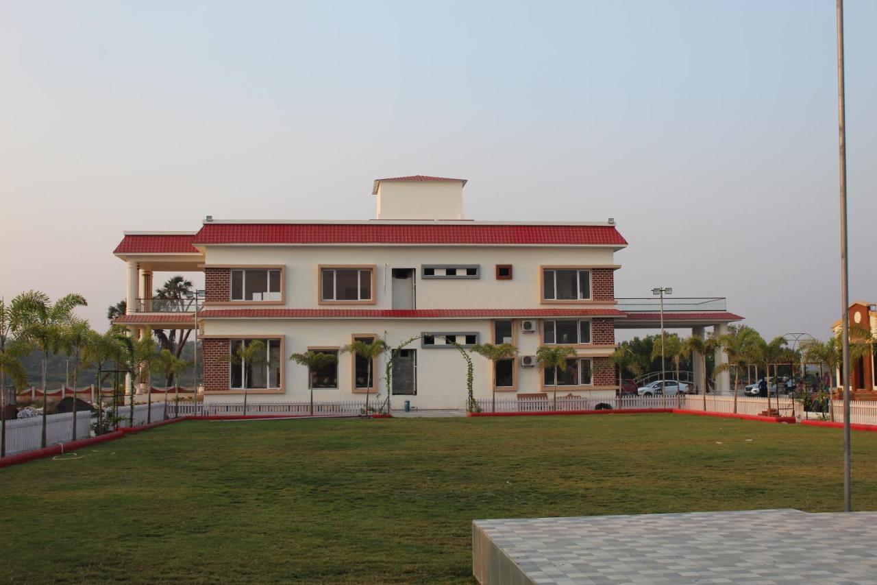 Flamingo Club And Resort Una 3 Km Away From Diu Check Post Екстер'єр фото