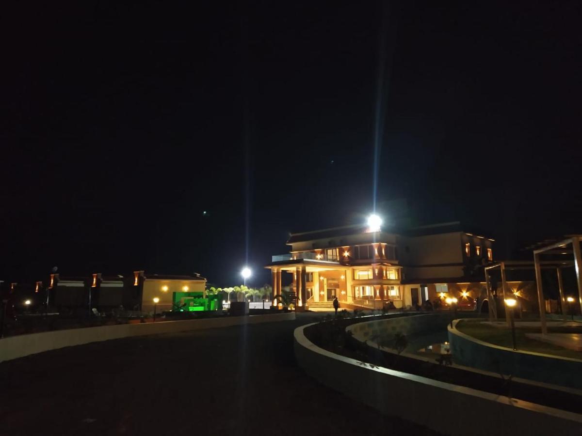 Flamingo Club And Resort Una 3 Km Away From Diu Check Post Екстер'єр фото