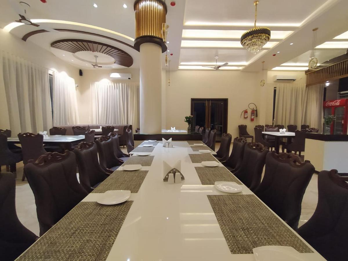 Flamingo Club And Resort Una 3 Km Away From Diu Check Post Екстер'єр фото