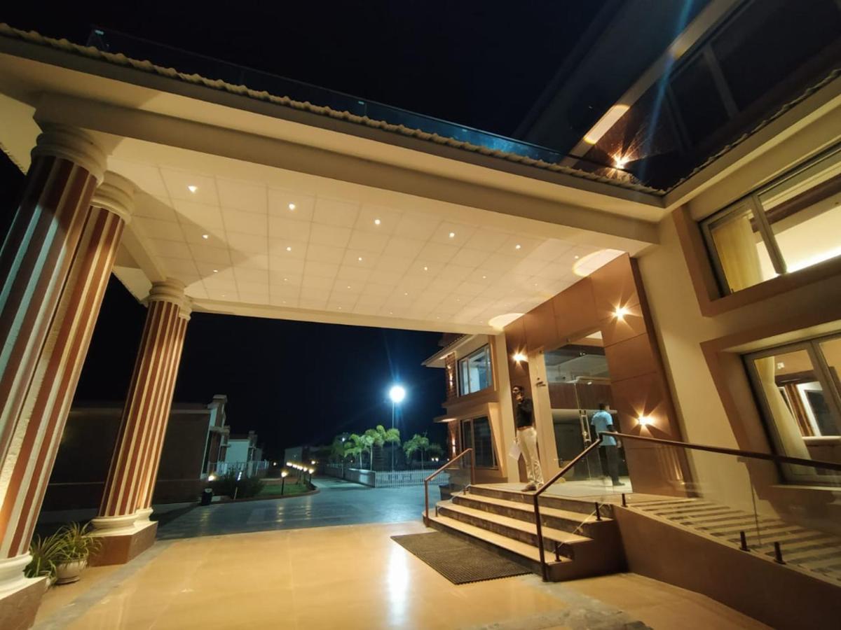 Flamingo Club And Resort Una 3 Km Away From Diu Check Post Екстер'єр фото