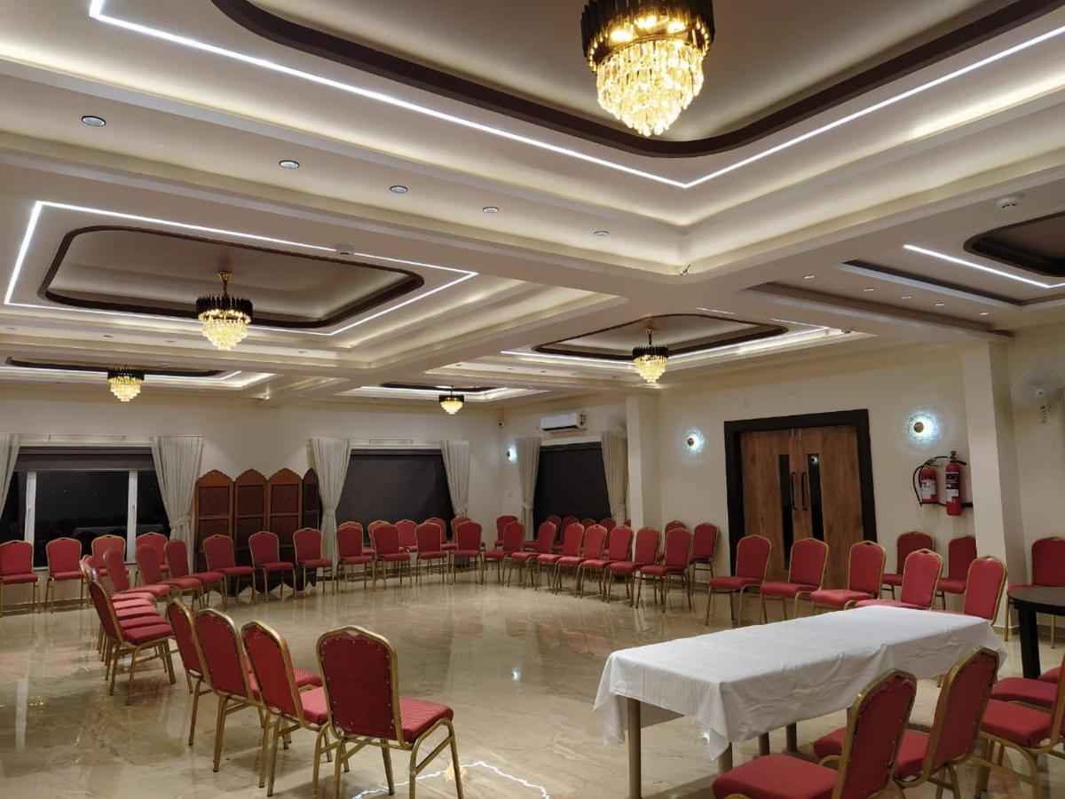 Flamingo Club And Resort Una 3 Km Away From Diu Check Post Екстер'єр фото