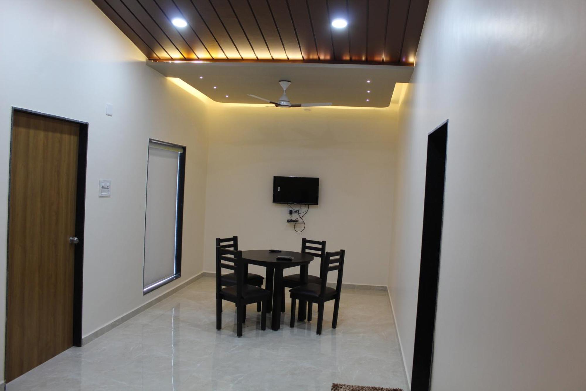 Flamingo Club And Resort Una 3 Km Away From Diu Check Post Екстер'єр фото